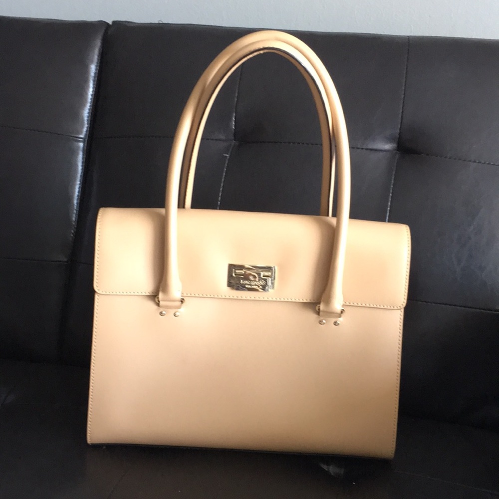 Original Kate spade beige pocket book